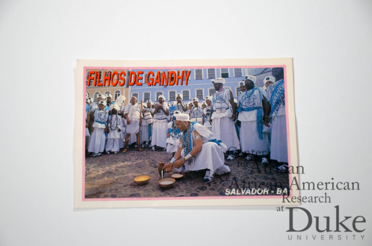 “Terra da Felicidade” Postcard (FILHOS de GANDHY)